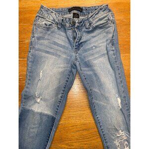 Vintage Skinny Low Rise Distressed Light Wash Denim Jeans Size 0